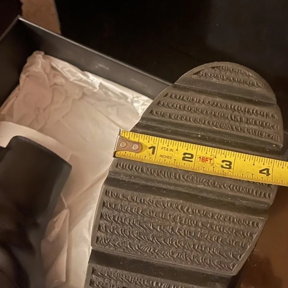 Fenty Puma By Rihanna Chelsea Sneaker Boots Black, Women US 9 UK 6.5 EUR 40 - Picture 9 of 10